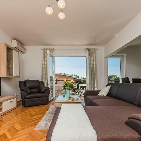 Apartment Marty Crikvenica Exterior foto