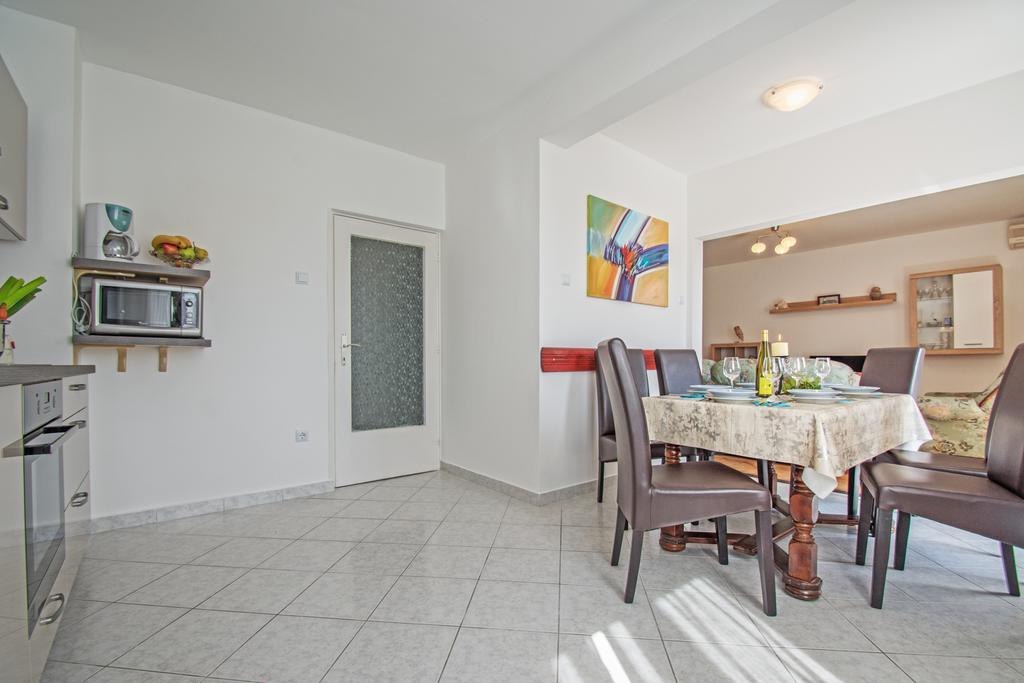 Apartment Marty Crikvenica Exterior foto
